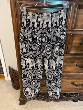 Black & White Elephant Print Jogger Pants
